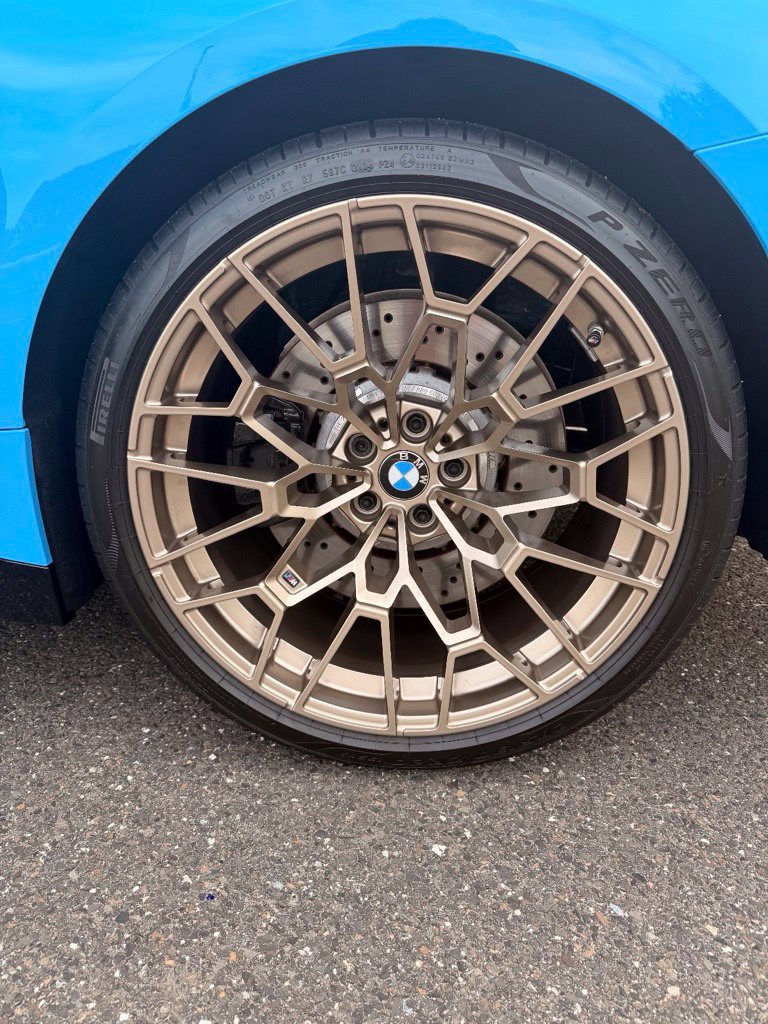 Used 2025 BMW M4 CS AWD/4WD image 15