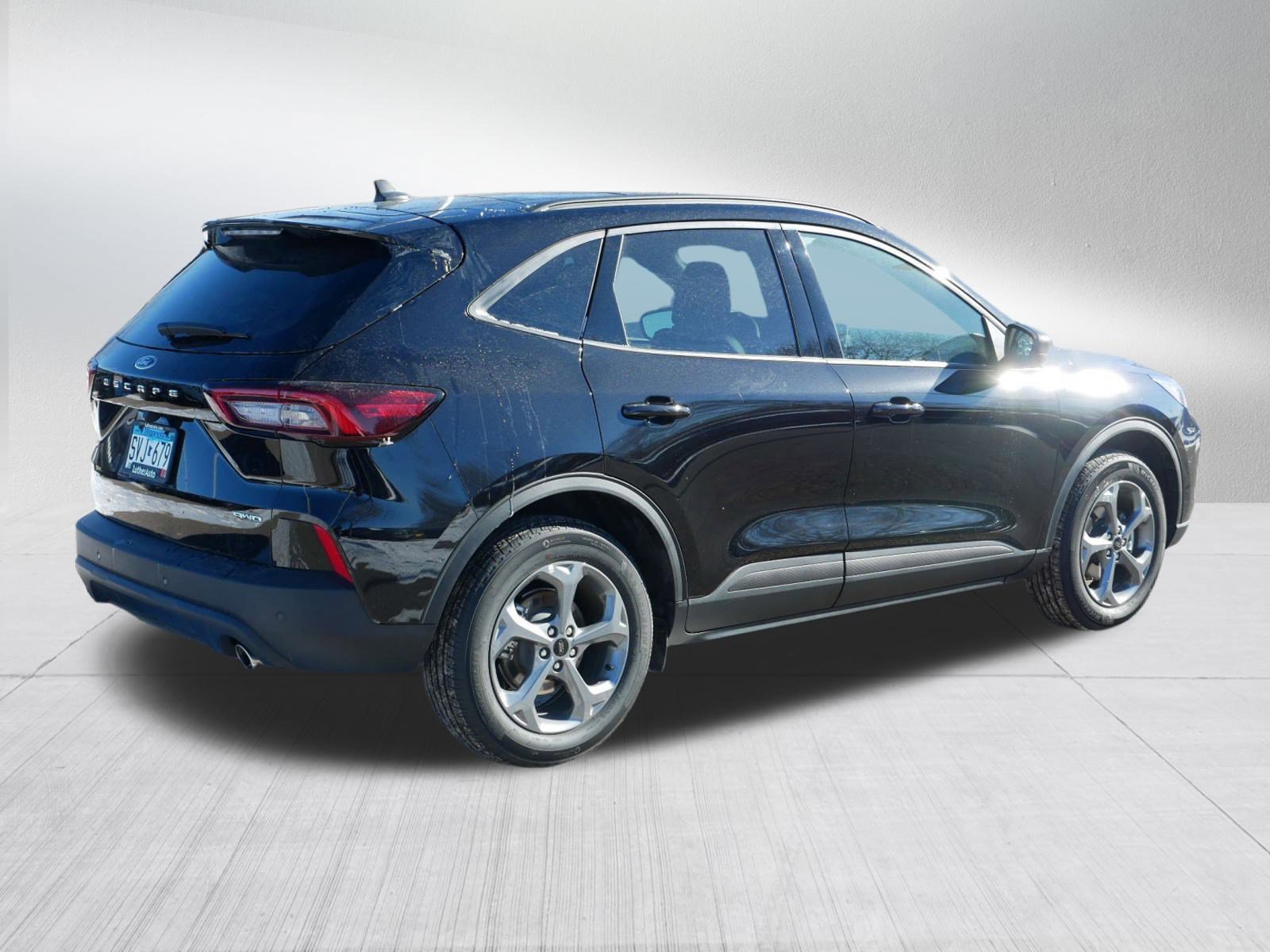 Used 2026 Ford Escape ST-Line w/ Tech Pack #1 AWD/4WD image 7