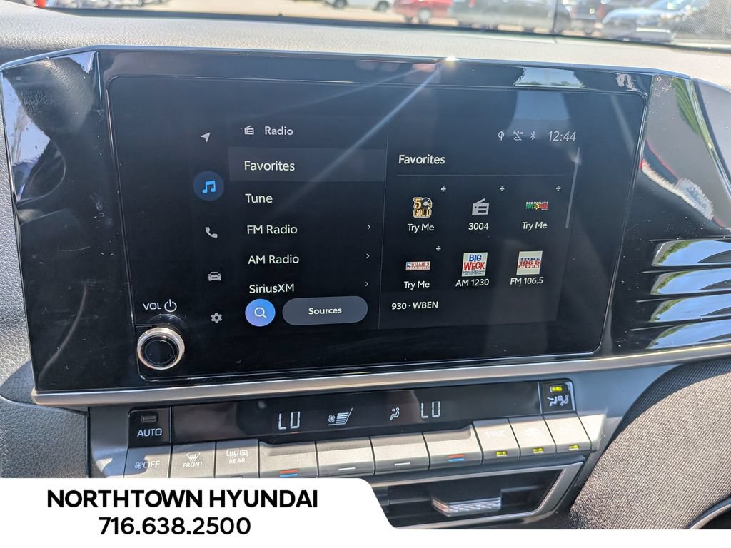 Used 2025 Toyota Camry LE AWD/4WD image 20