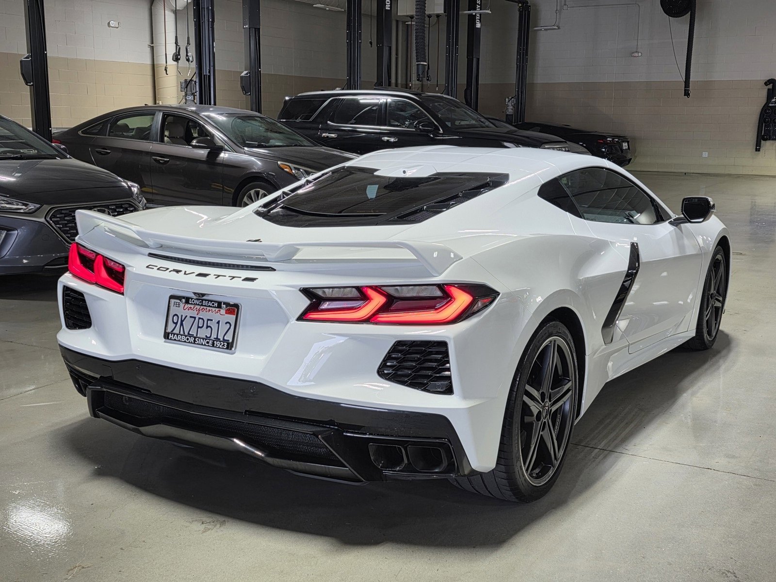 Used 2024 Chevrolet Corvette Stingray Preferred Cpe w/ Z51 Performance Package image 7