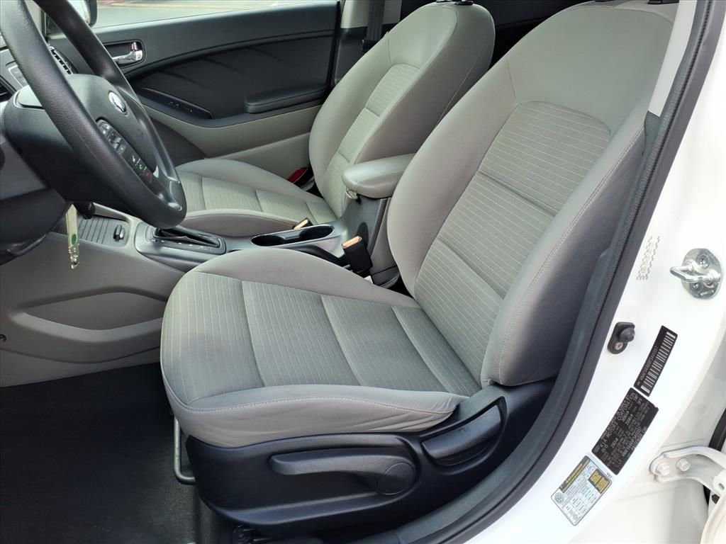 Used 2015 Kia Forte LX w/ Popular Package image 14