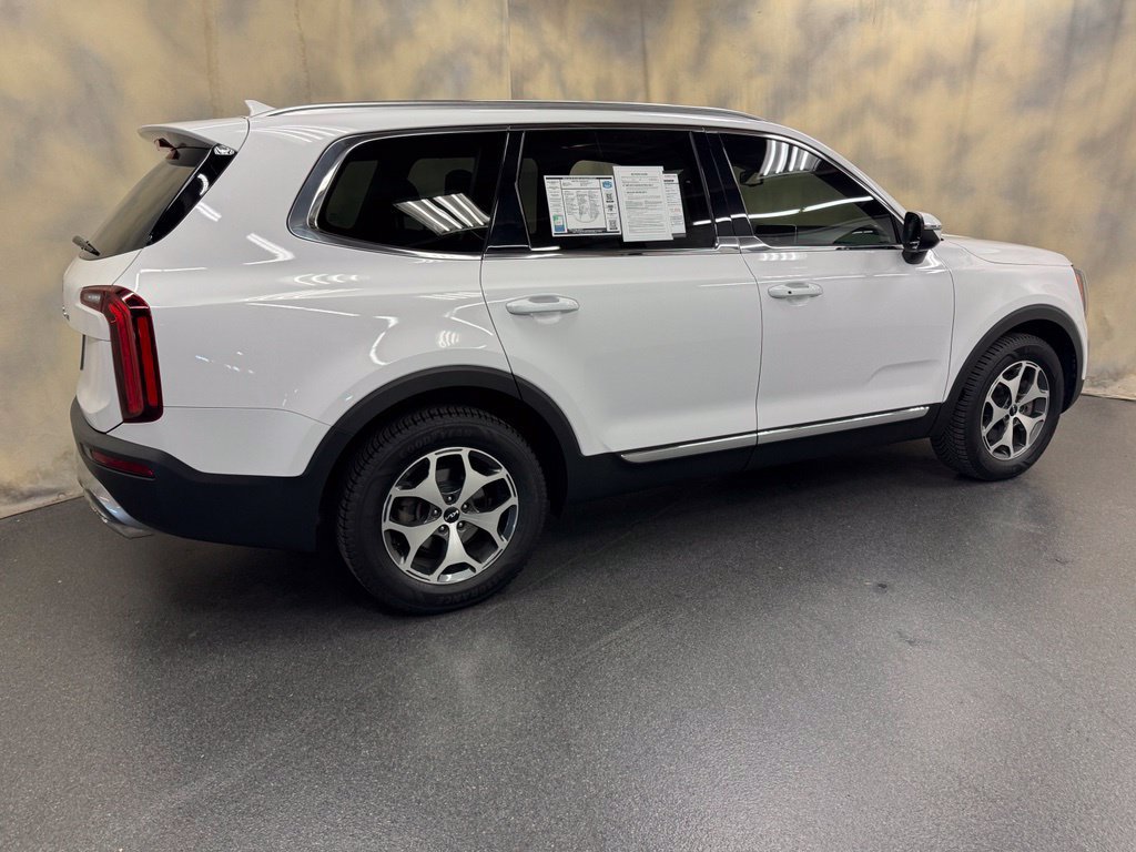 Used 2022 Kia Telluride EX FWD image 10
