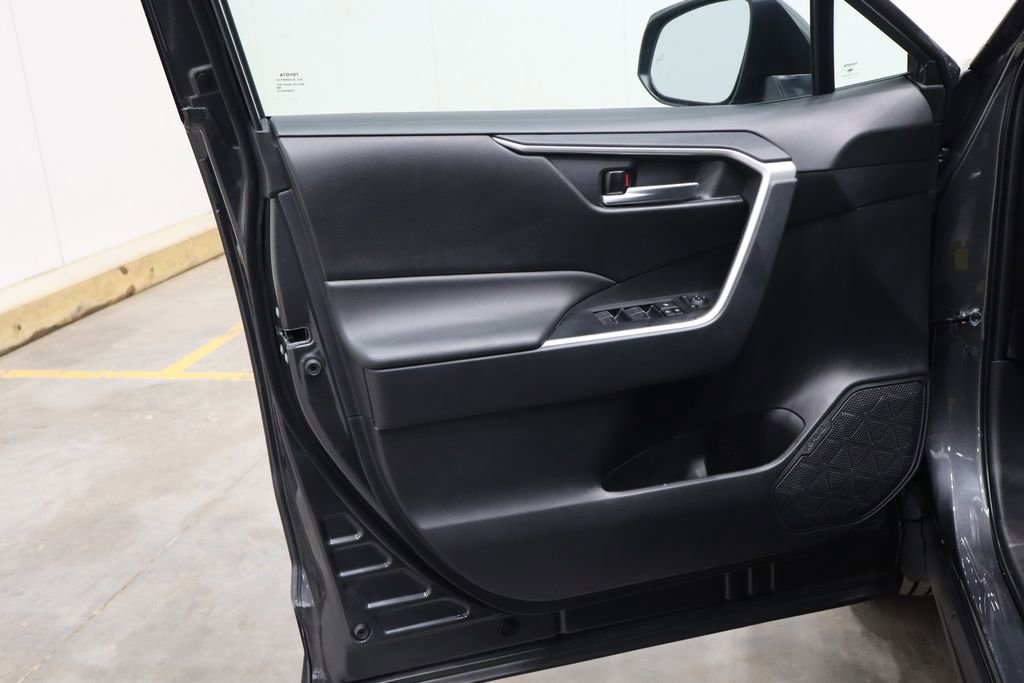 Used 2024 Toyota RAV4 XLE image 15