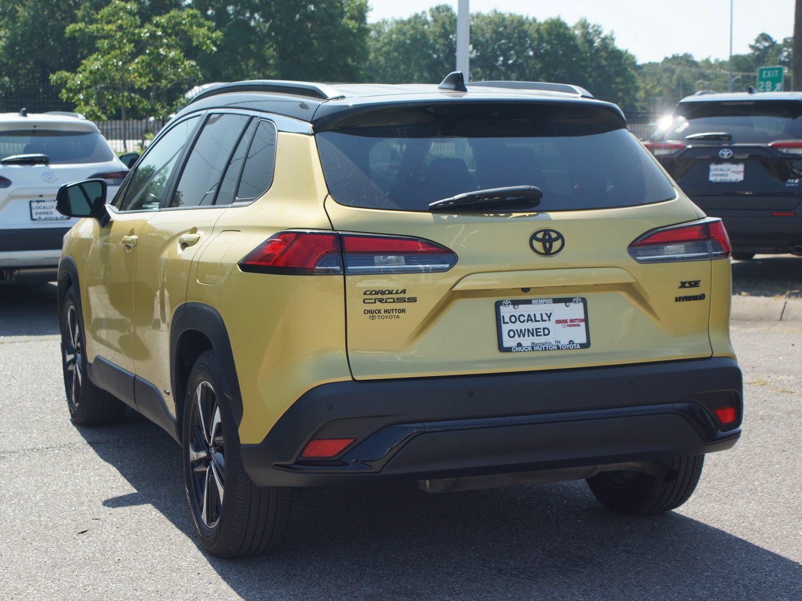 Used 2023 Toyota Corolla Cross AWD Hybrid image 15