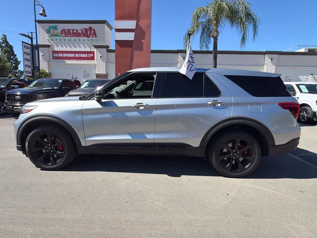 Certified 2022 Ford Explorer ST w/ Equipment Group 401A AWD/4WD image 7