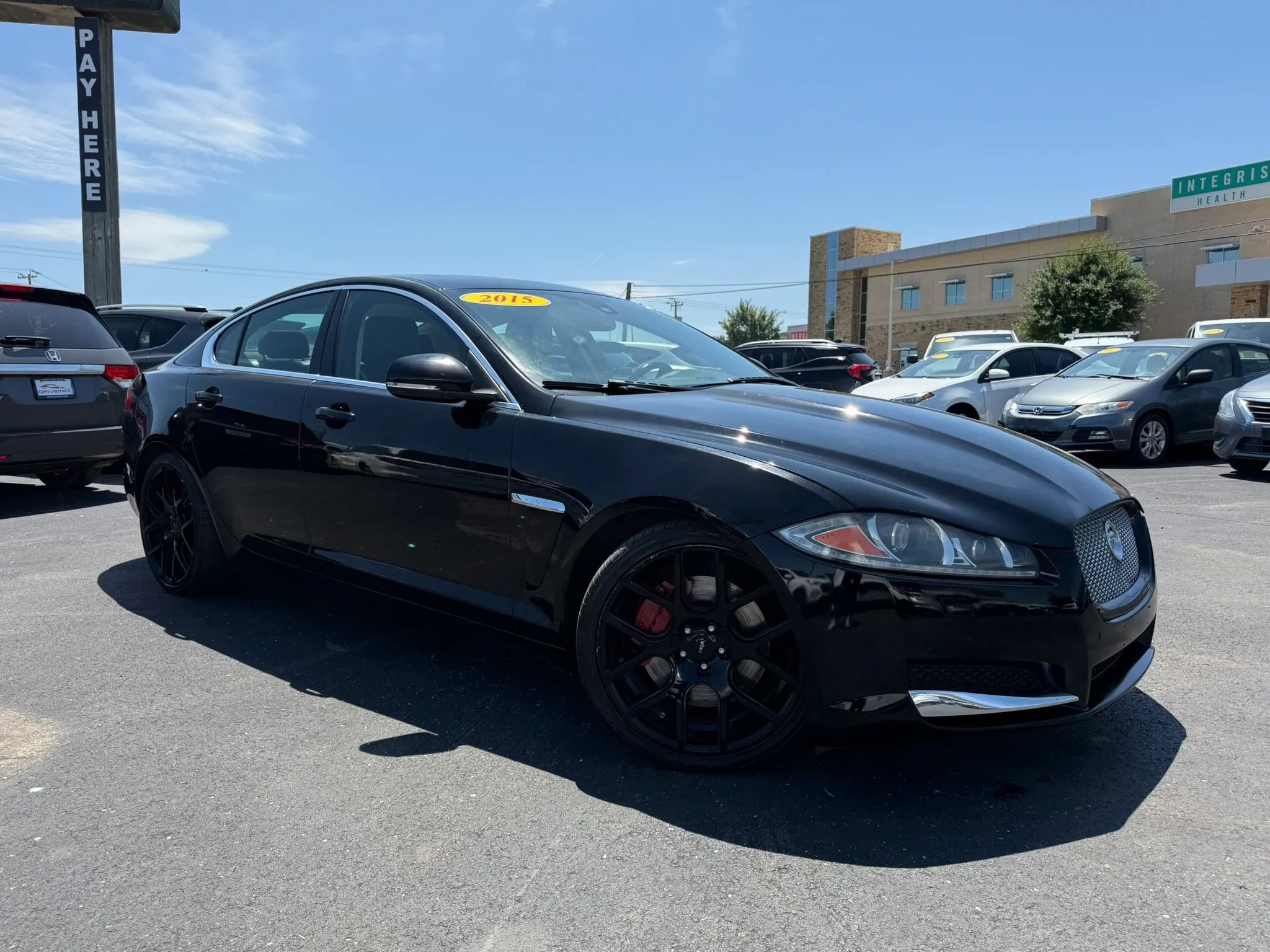 Used 2015 Jaguar XF Portfolio RWD image 2