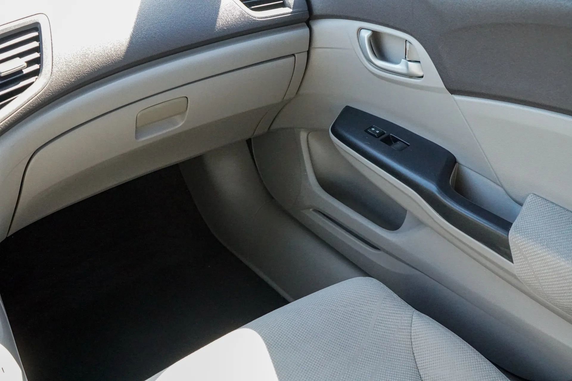 Used 2012 Honda Civic LX image 37
