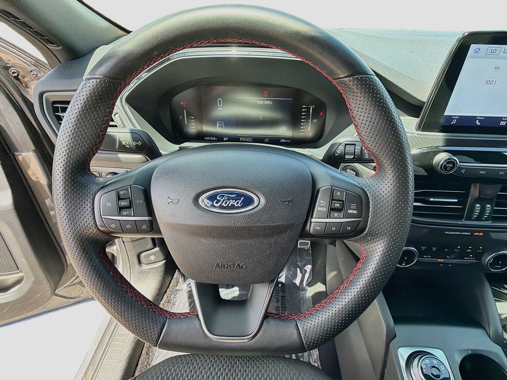 Used 2023 Ford Escape ST-Line FWD image 38