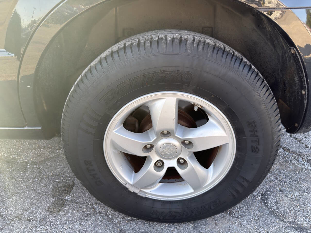 Used 2008 Kia Sorento 2WD image 15