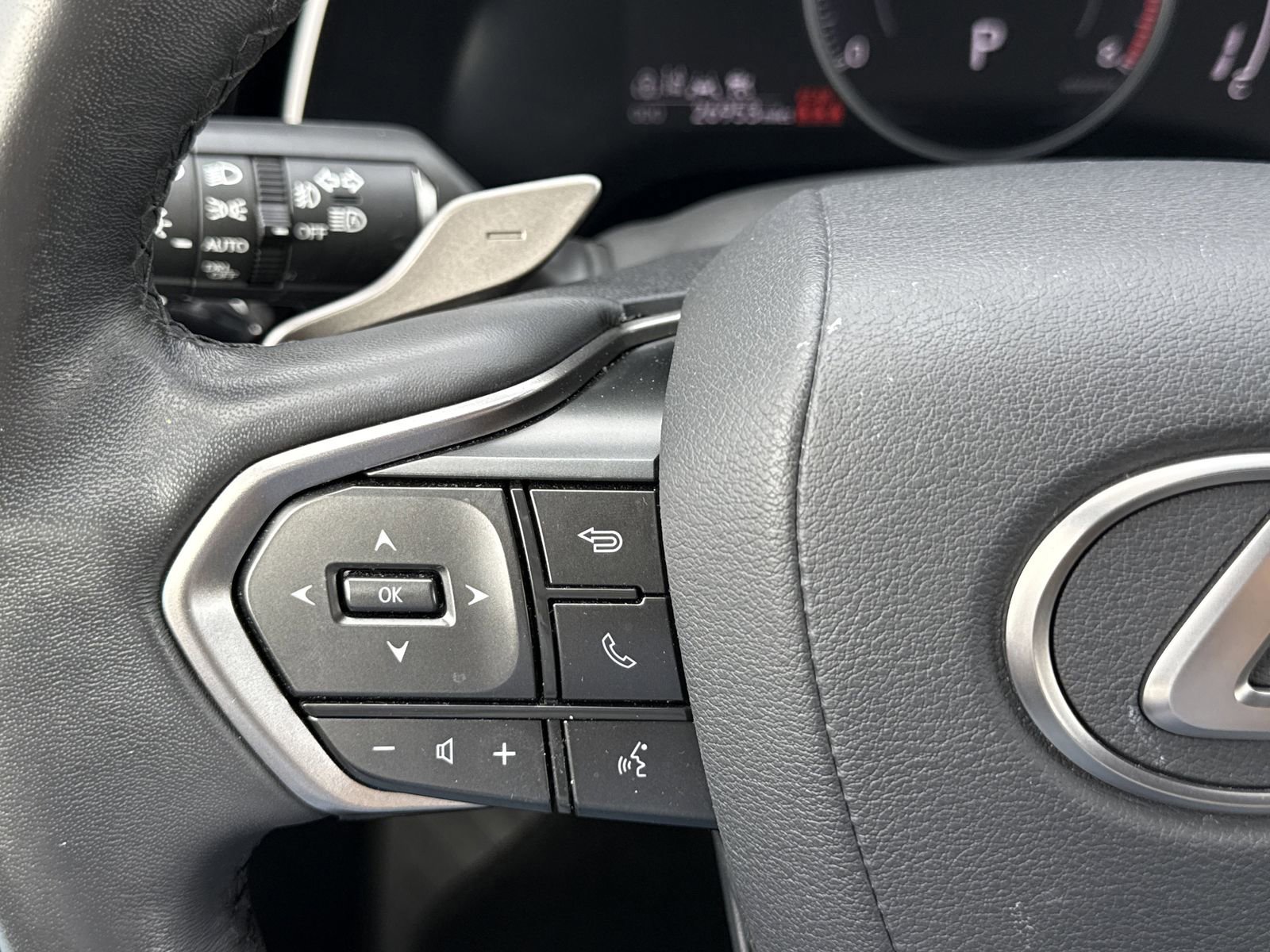 Used 2023 Lexus RX 350 Premium w/ Accessory Package (Z1) image 20