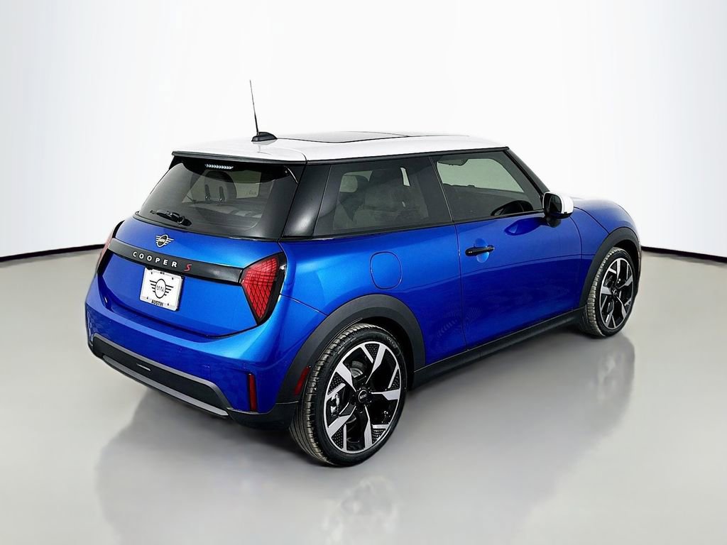 Certified 2025 MINI Cooper S image 5