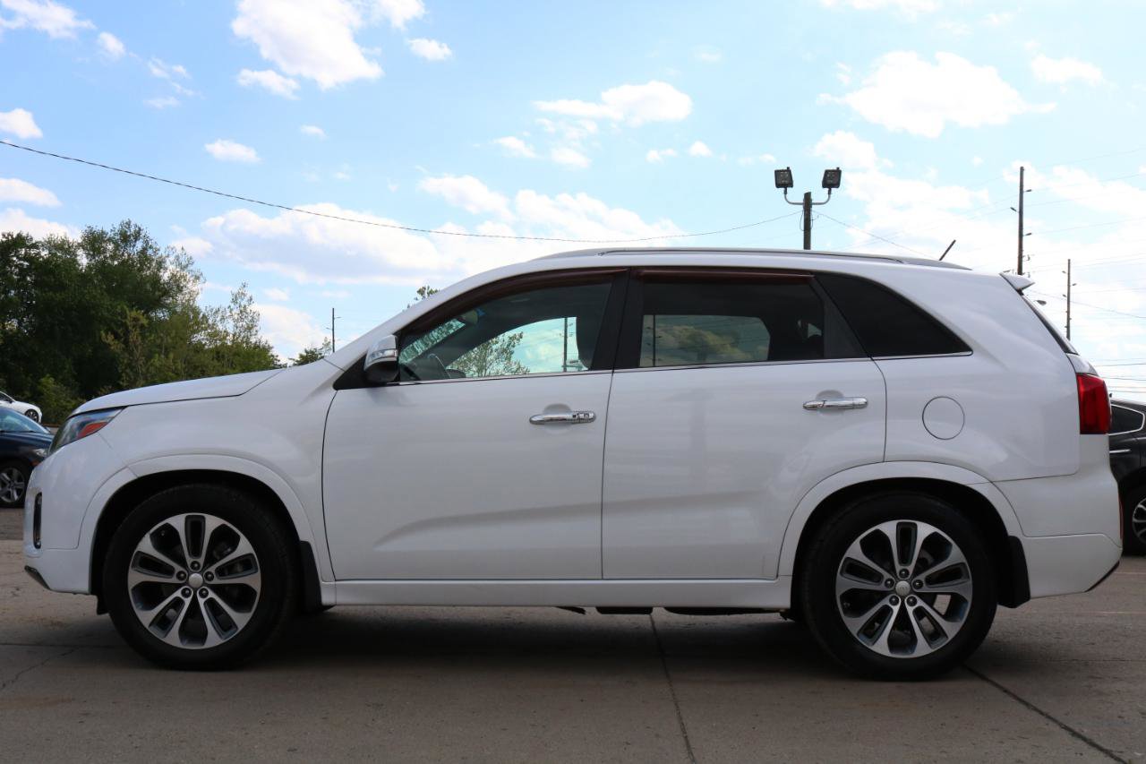 Used 2014 Kia Sorento SX w/ 3rd Row Package FWD image 17