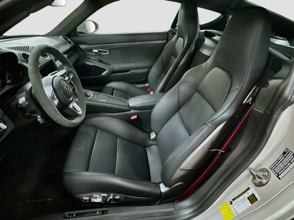 Certified 2025 Porsche 718 Cayman GTS RWD image 21