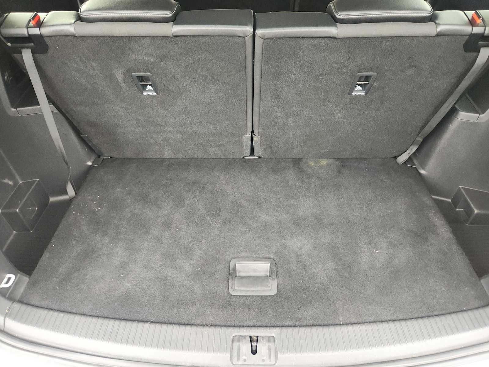 Used 2018 Volkswagen Atlas SE AWD/4WD image 34