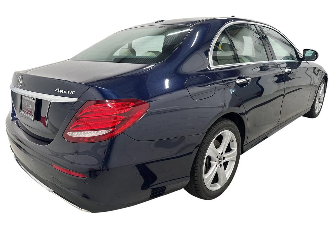 Used 2019 Mercedes-Benz E 300 4MATIC image 4