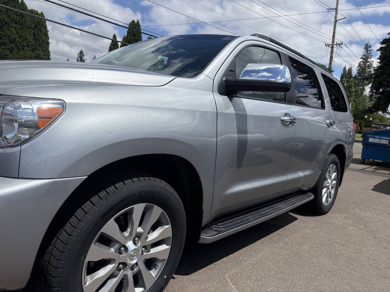 Used 2016 Toyota Sequoia Limited w/ Safety & Convenience Package AWD/4WD image 13