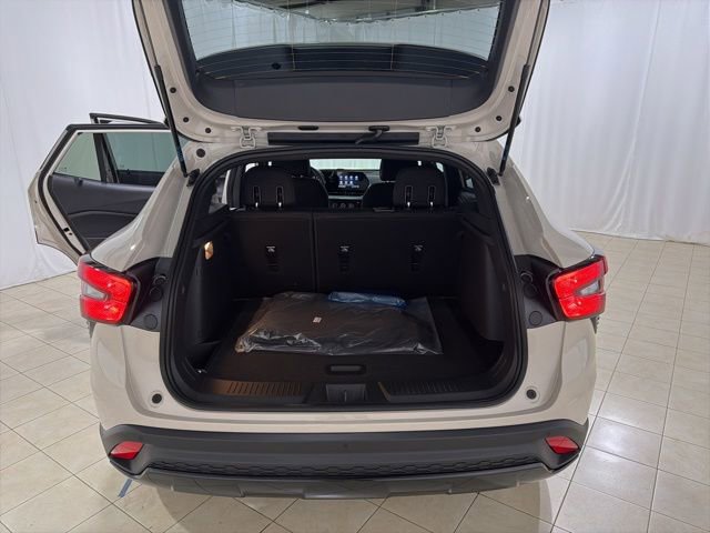 New 2026 Chevrolet Trax RS image 20