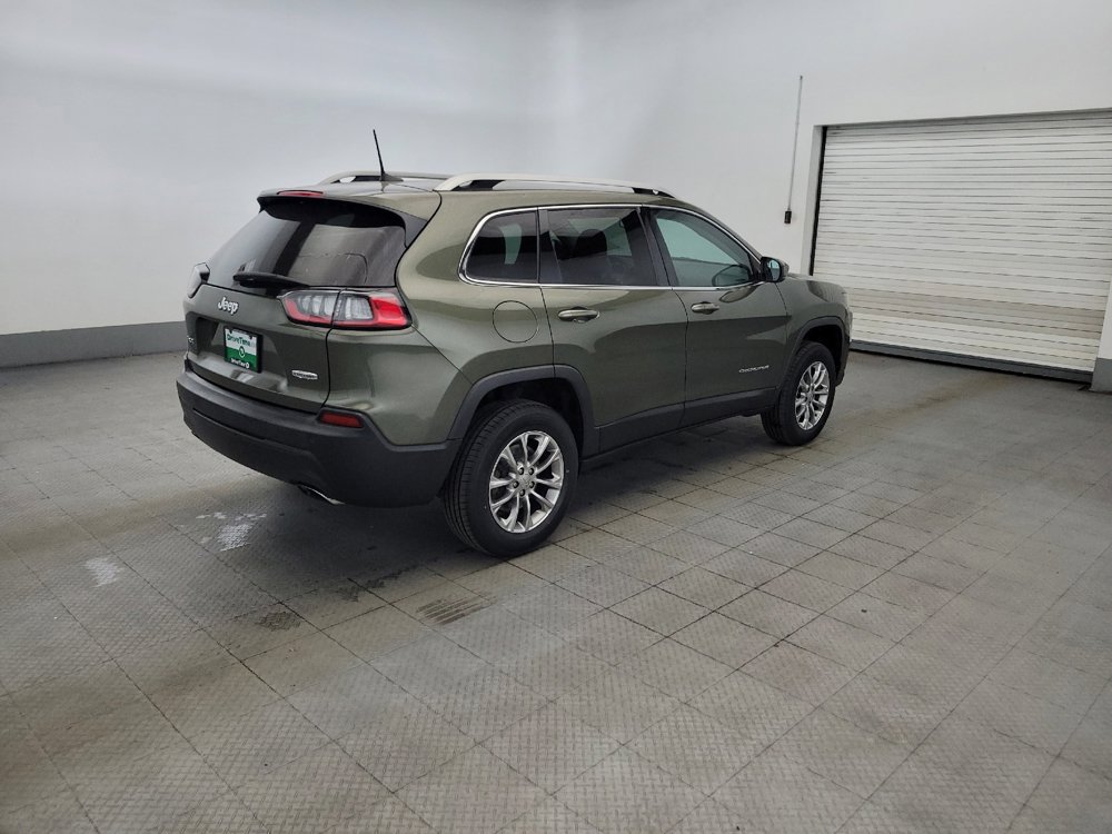 Used 2019 Jeep Cherokee Latitude Plus AWD/4WD image 10