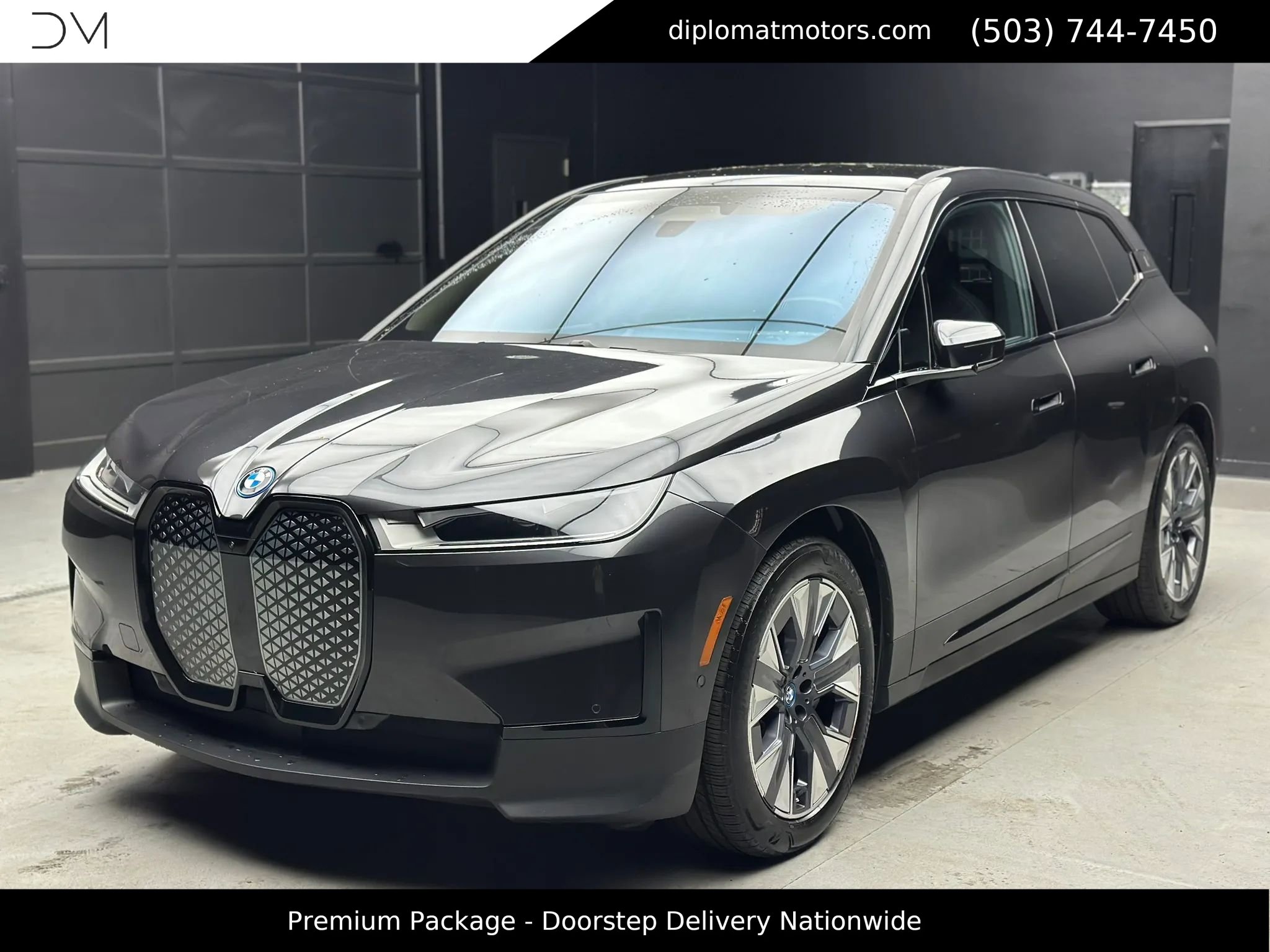 Used 2023 BMW iX xDrive50 w/ Premium Package image 1