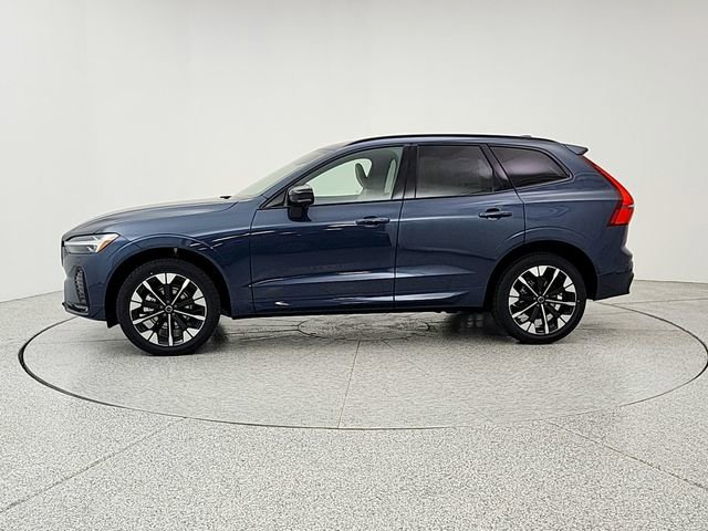 New 2026 Volvo XC60 B5 Plus w/ Climate Package PRO AWD/4WD image 8