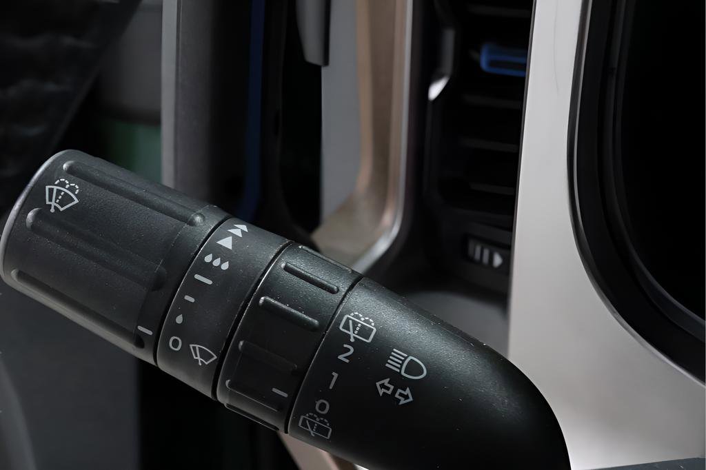 Used 2023 Ford Bronco Outer Banks w/ Sasquatch Package image 19