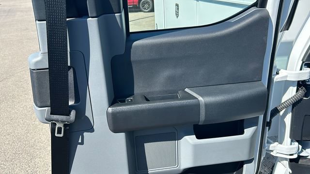 New 2025 Ford F250 XL w/ XL Chrome Package image 21