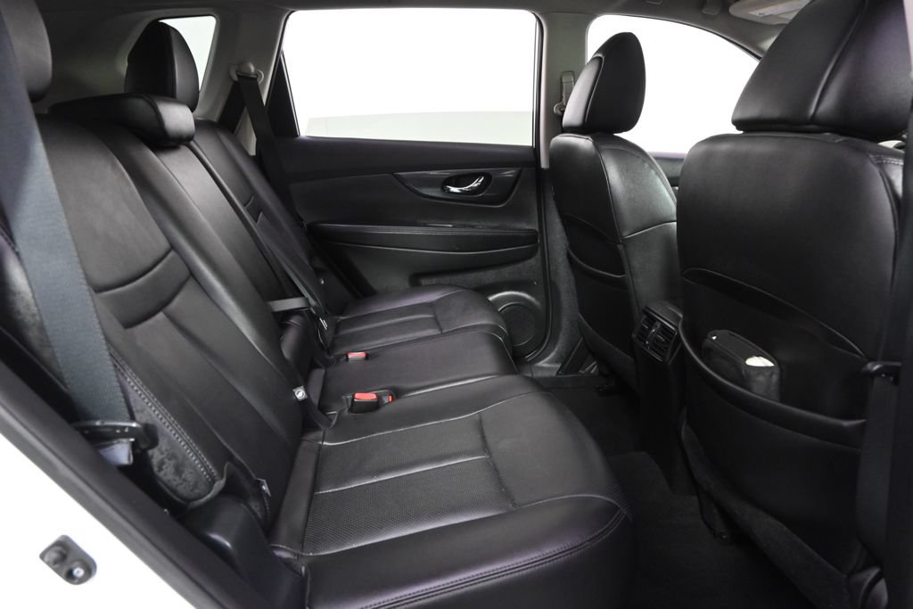 Used 2016 Nissan Rogue SL w/ SL Premium Package AWD/4WD image 18
