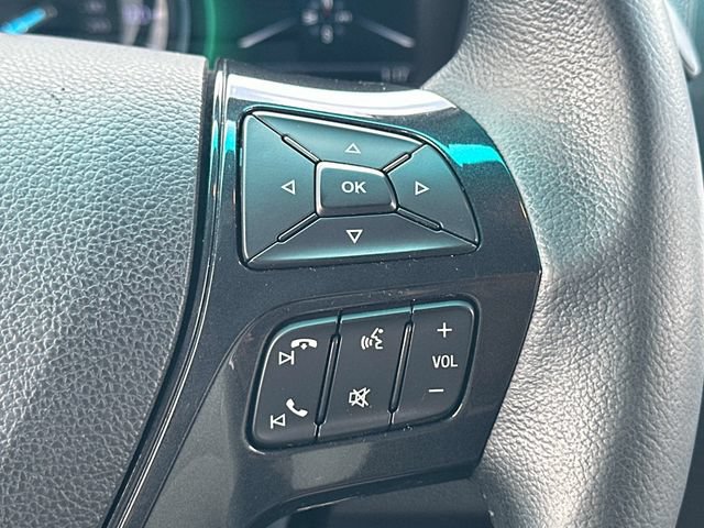 Used 2019 Ford Explorer XLT w/ Equipment Group 202A AWD/4WD image 8