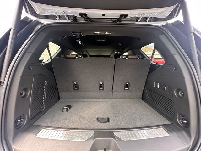 New 2026 GMC Yukon Denali Ultimate AWD/4WD image 30