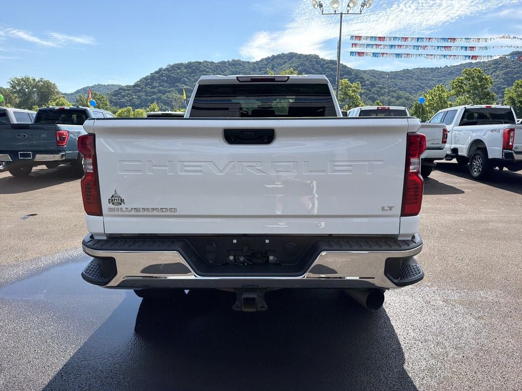 Used 2024 Chevrolet Silverado 2500 LT AWD/4WD image 5