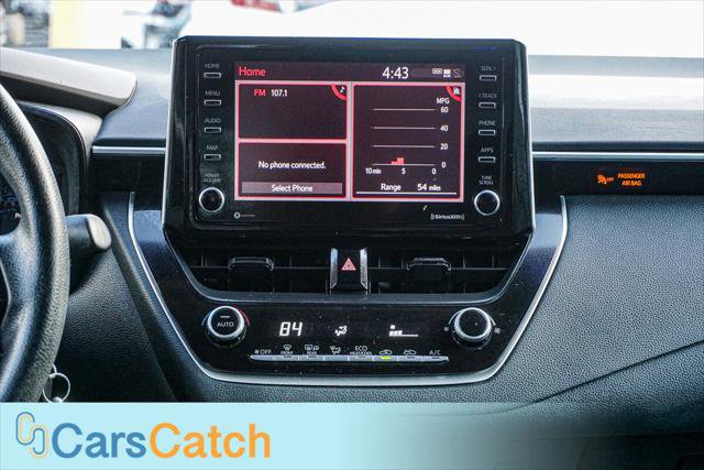 Used 2021 Toyota Corolla LE image 24
