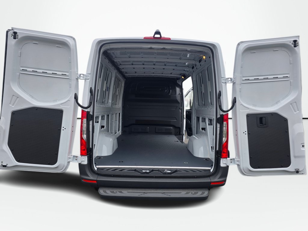 New 2026 Mercedes-Benz Sprinter 2500 image 12