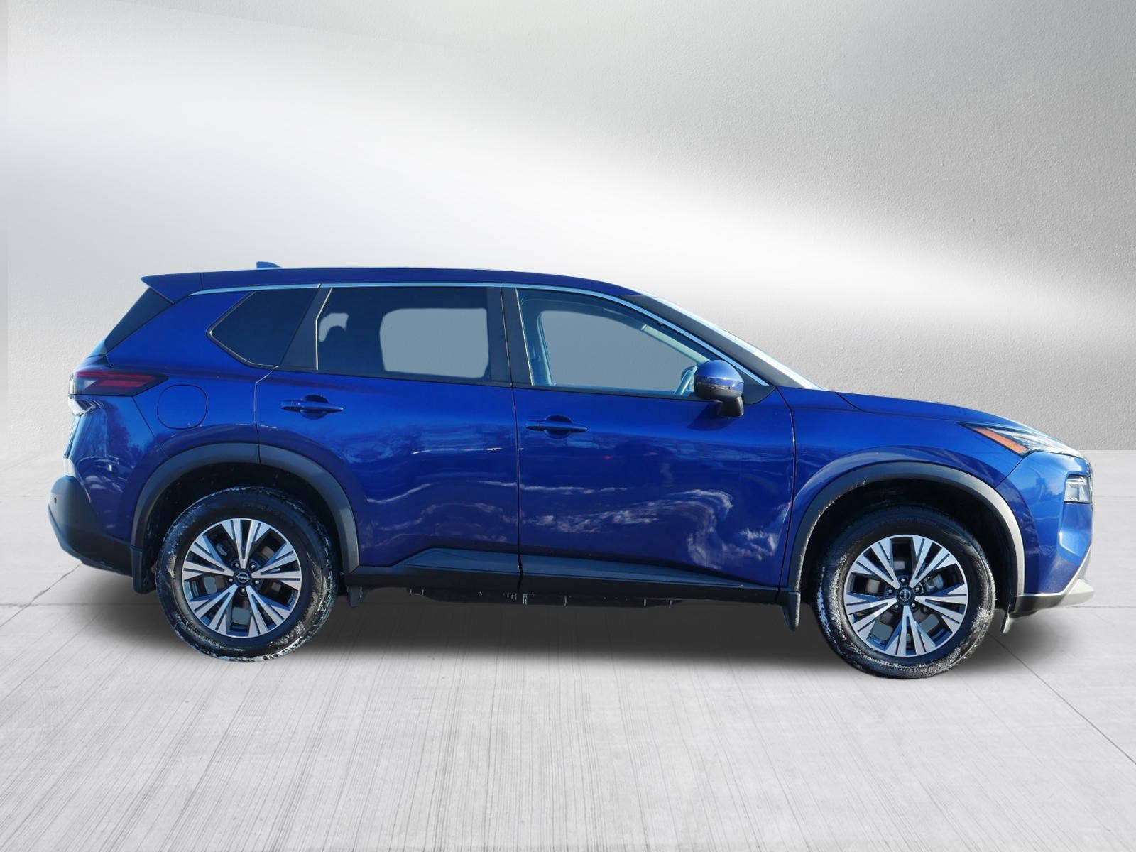 Certified 2022 Nissan Rogue SV image 8