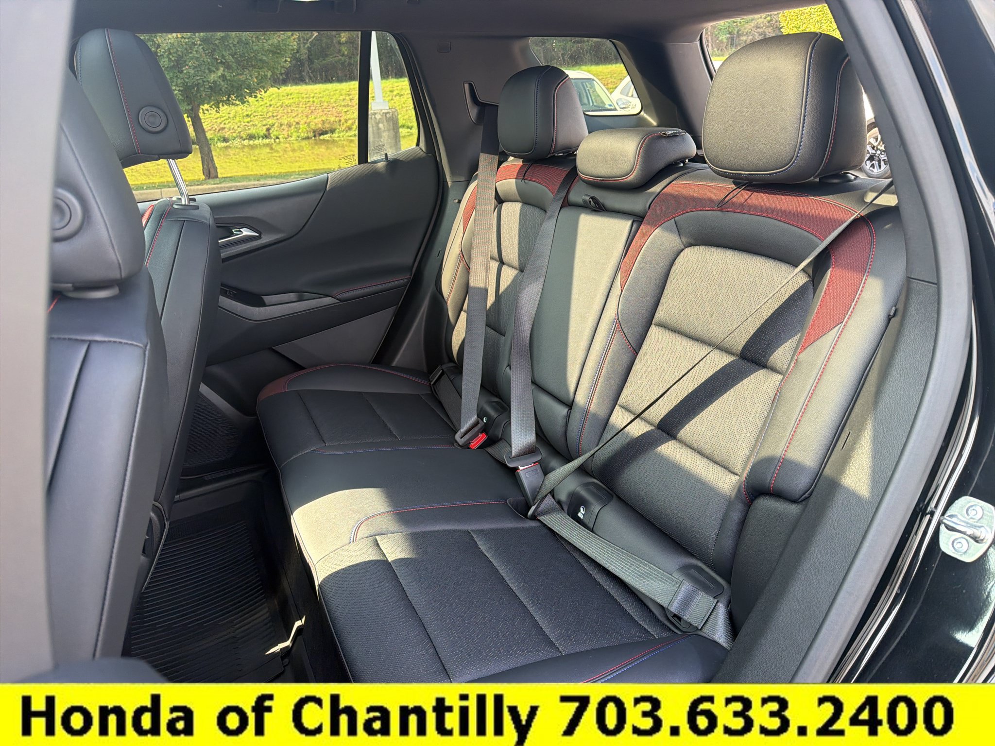 Used 2025 Chevrolet Equinox RS FWD image 25