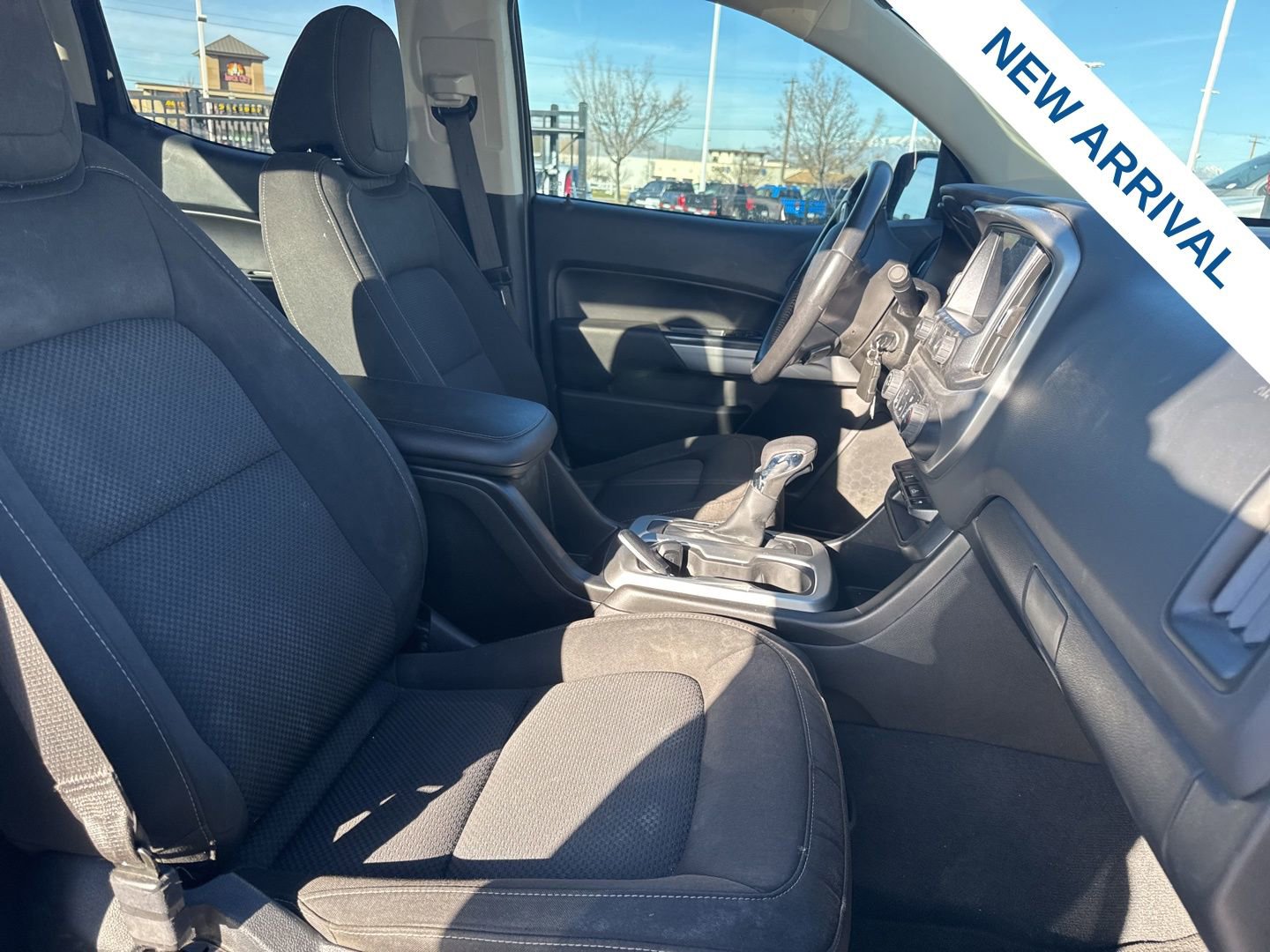 Used 2022 Chevrolet Colorado LT image 9