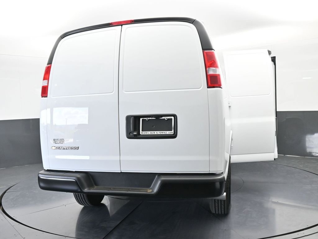 New 2025 Chevrolet Express 2500 w/ Driver Convenience Package image 62