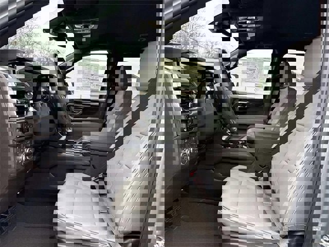 New 2026 GMC Yukon XL Elevation image 8