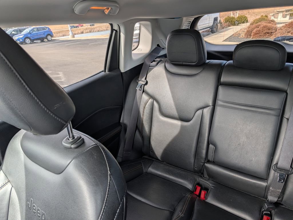 Used 2019 Jeep Compass Limited image 12