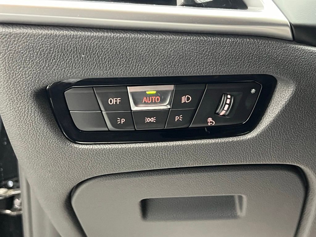 Used 2025 BMW M4 xDrive Competition w/ M Carbon Exterior Package image 20