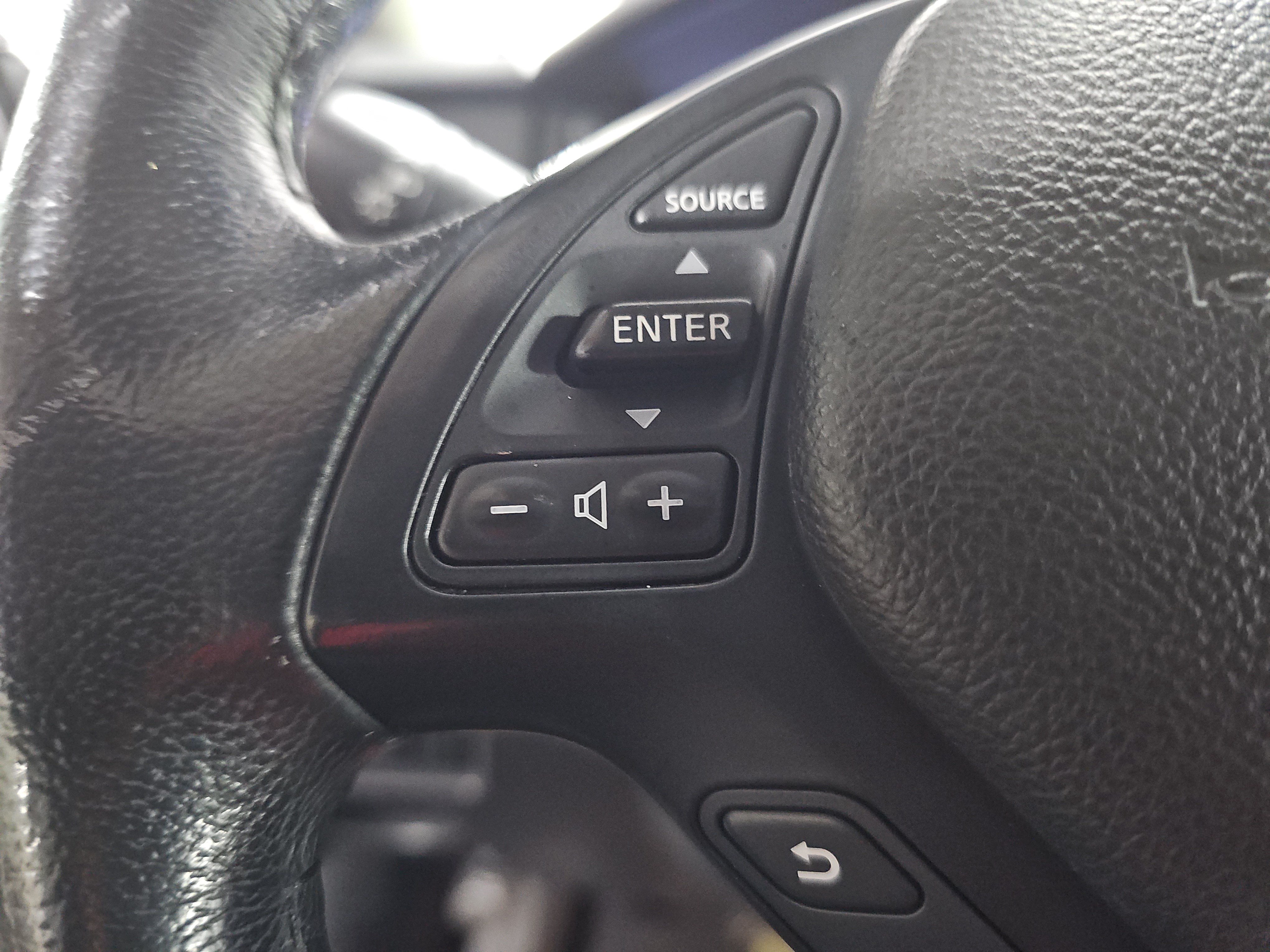 Used 2016 INFINITI QX50 2WD w/ Premium Plus Package image 17