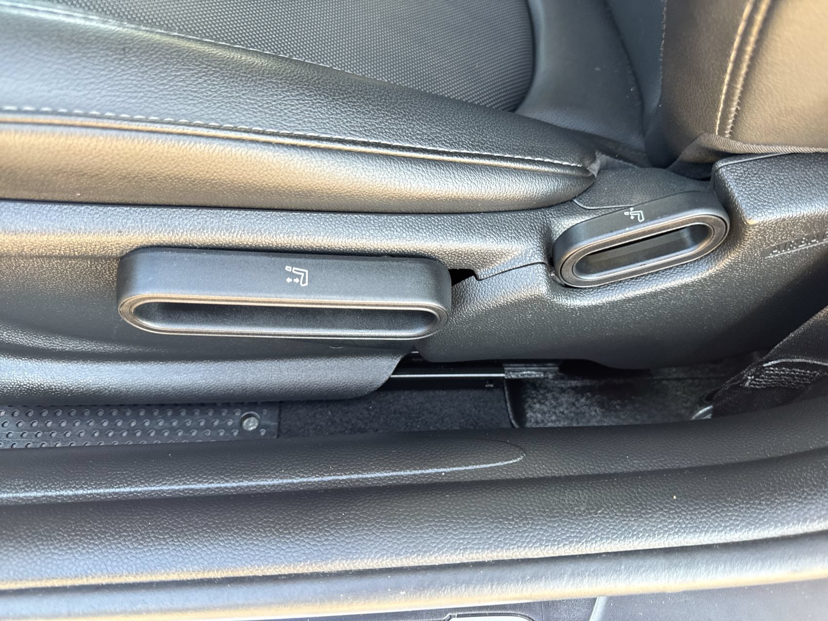 Used 2020 MINI Cooper S w/ Storage Package FWD image 12