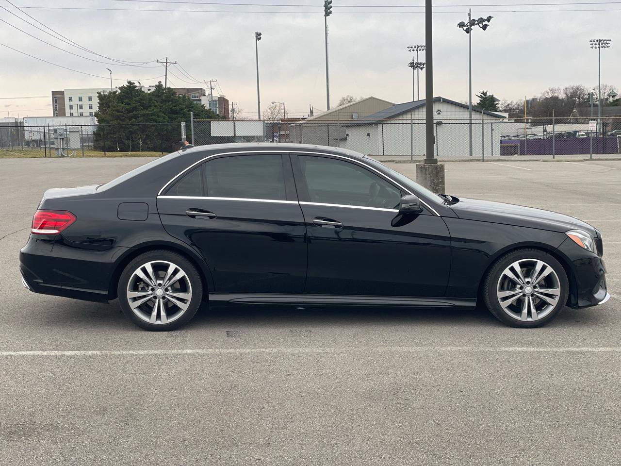 Used 2014 Mercedes-Benz E 350 Sedan image 5