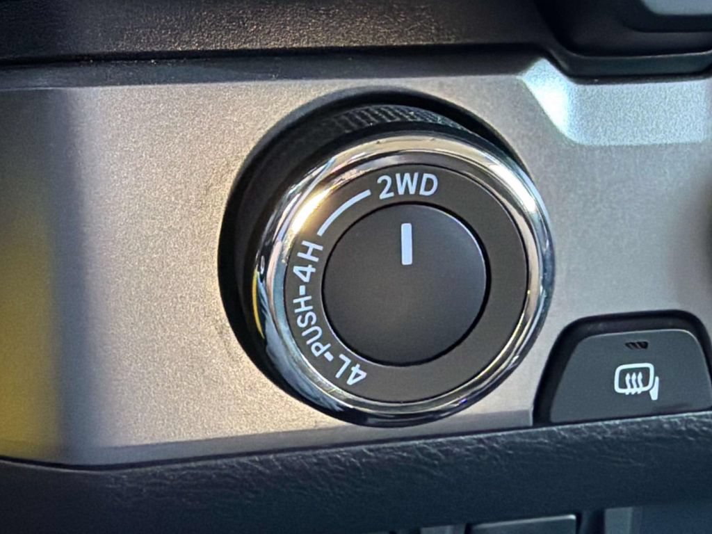 Certified 2022 Toyota Tacoma SR5 w/ Technology Package AWD/4WD image 19