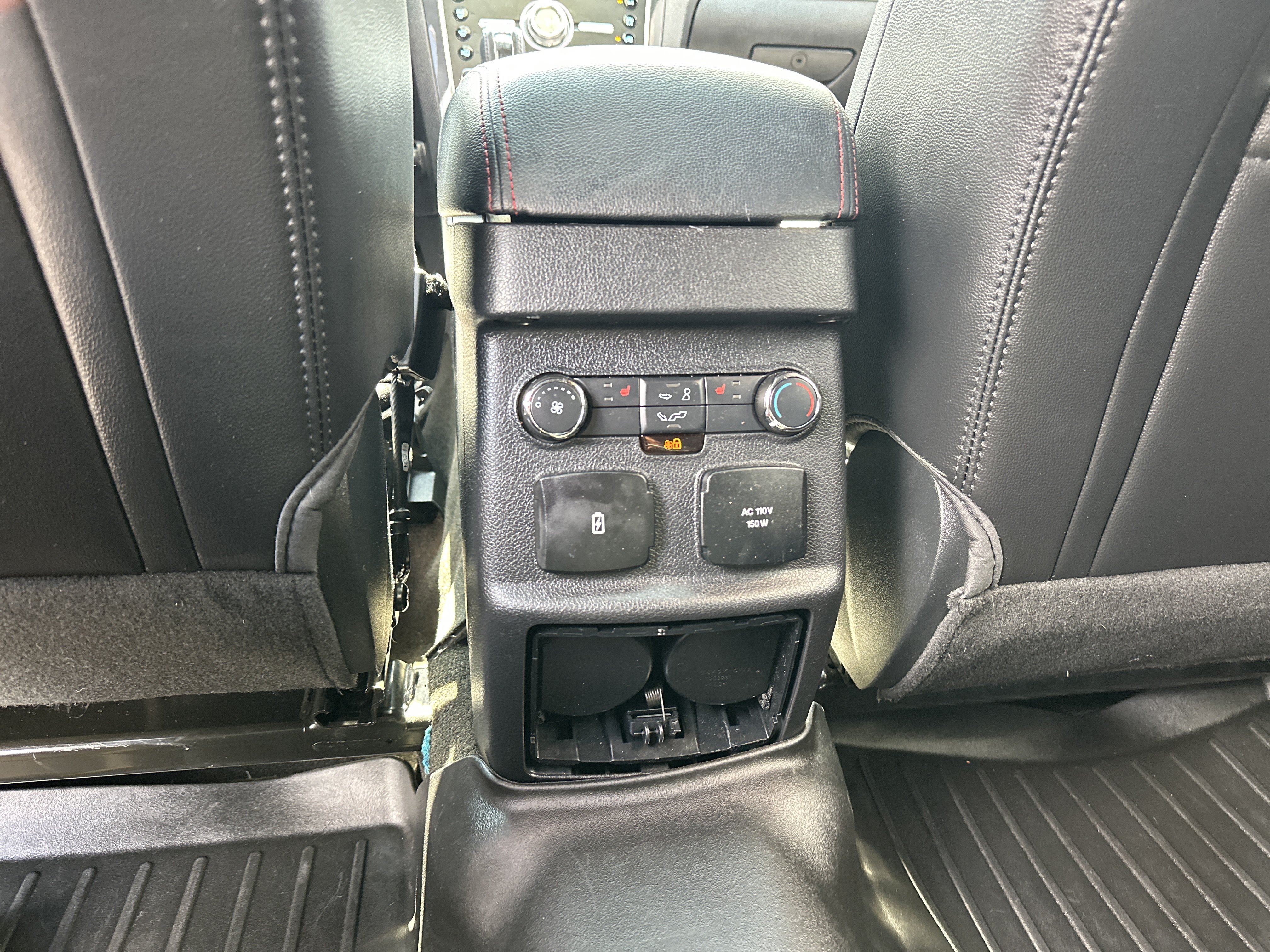 Used 2018 Ford Explorer Sport w/ Equipment Group 401A AWD/4WD image 23