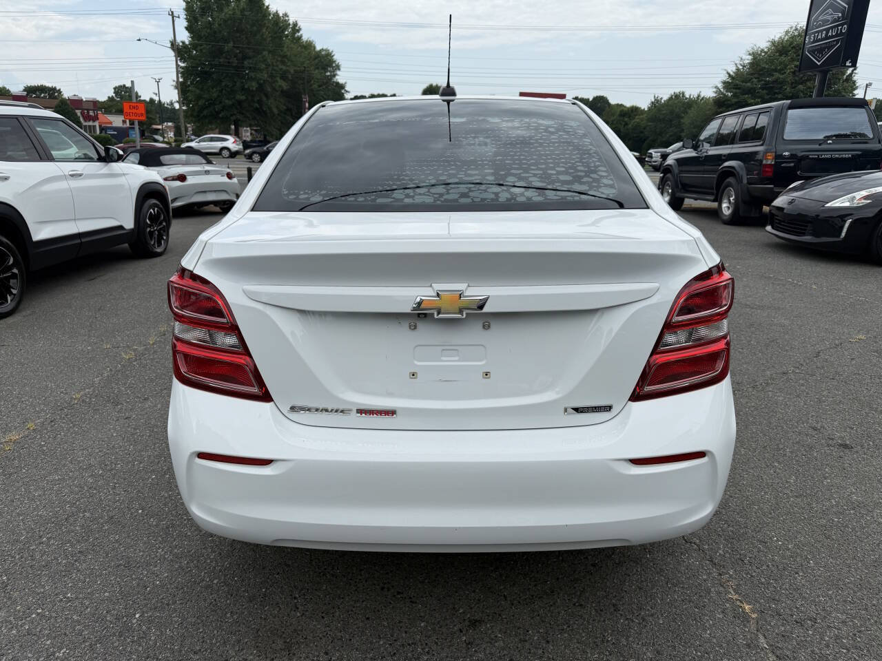 Used 2017 Chevrolet Sonic Premier FWD image 6