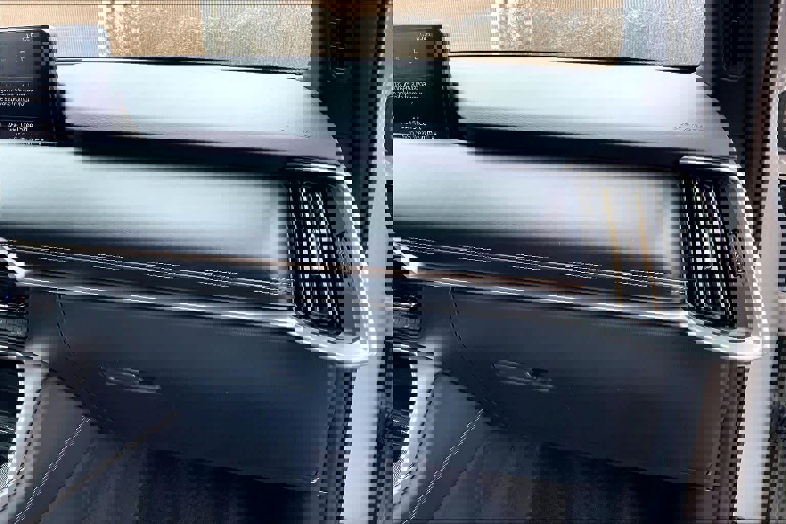 Used 2024 MAZDA CX-90 3.3 Turbo S w/ Premium Package image 19