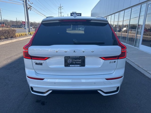 Certified 2025 Volvo XC60 B5 Plus image 4