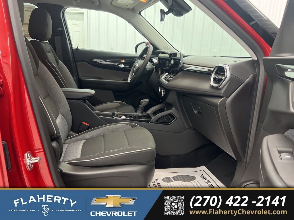 New 2026 Chevrolet TrailBlazer LT w/ Driver Confidence Package image 15