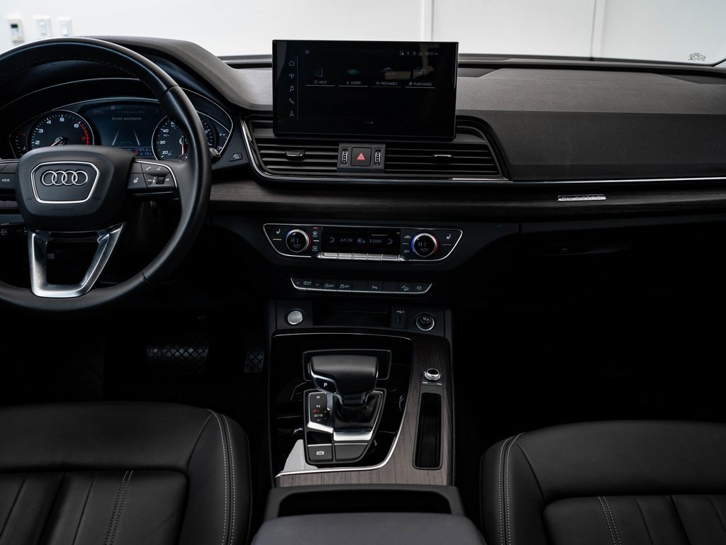 Used 2023 Audi Q5 2.0T Premium w/ Convenience Package image 33