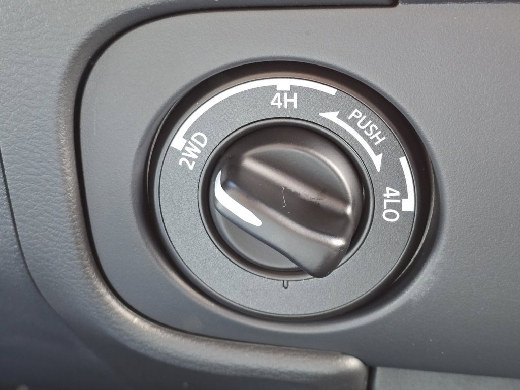 New 2026 Nissan Frontier SV w/ SV Convenience Package image 17